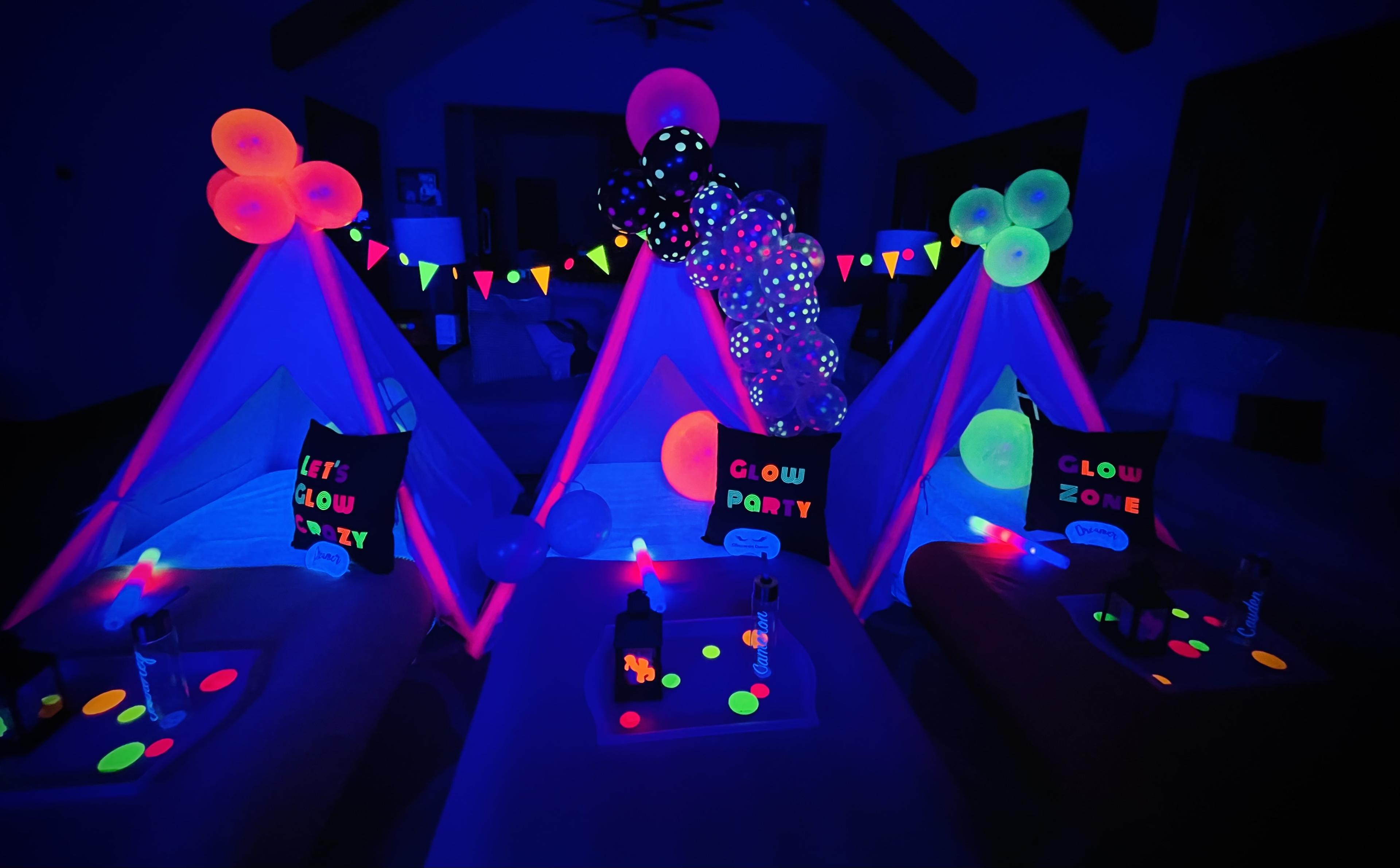 Glow and backlight themed party