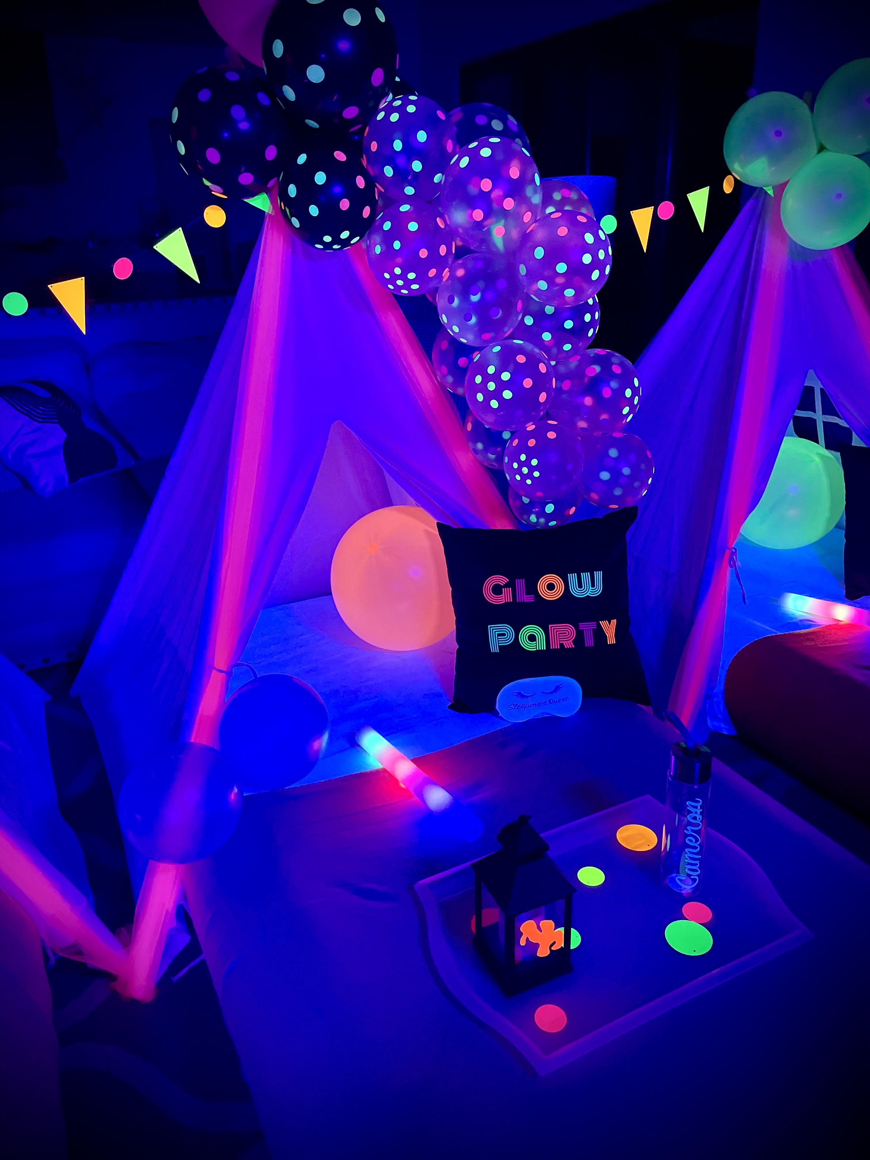 Glow and backlight themed party