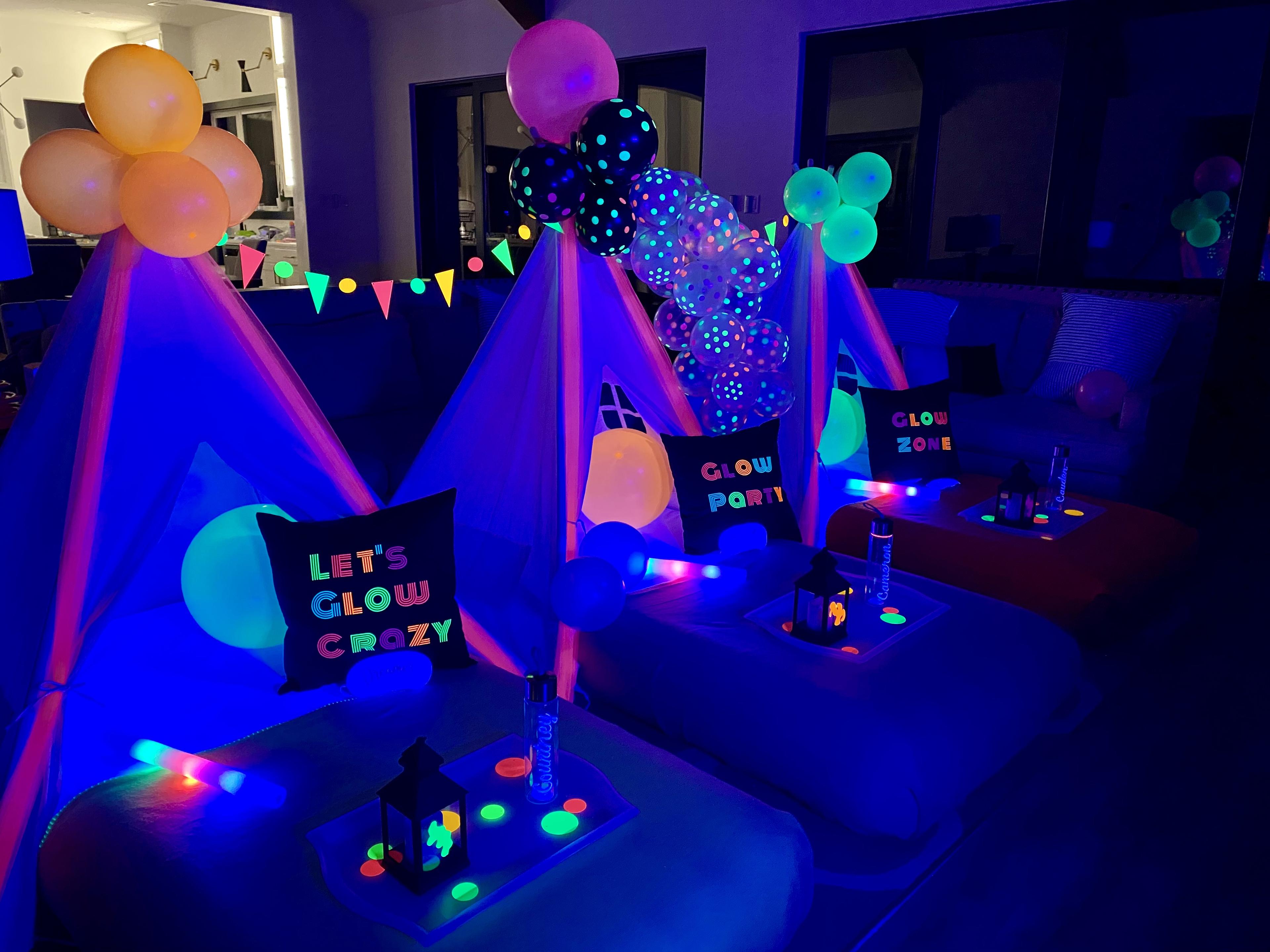 Glow and backlight themed party